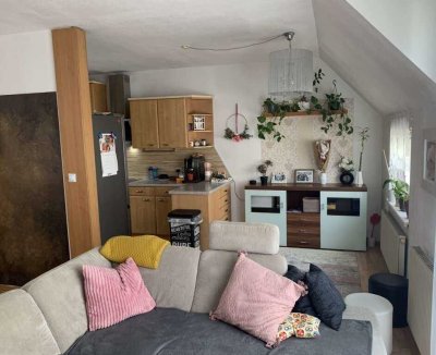 Ansprechende und gepflegte 1,5-Zimmer-Wohnung mit Einbauküche in Ottobeuren