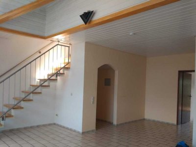 Helle 4 Zimmer Maisonetten-Wohnung 120qm Stutensee Büchig frei ab 01.10./01.11.