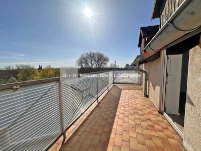 Erstbezug nach Sanierung: Helle 2-Zimmer mit Balkon und Fahrstuhl