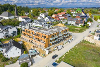 Moderne Dreizimmerwohnung mit Aufzug, Balkon, Abstellraum und Dachterrasse