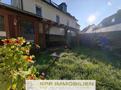 SOFORT BEZUGSFREI! Sonnige Doppelhaushälfte mit PV-Anlage, Wärmepumpe & mögl. Einliegerwohnung