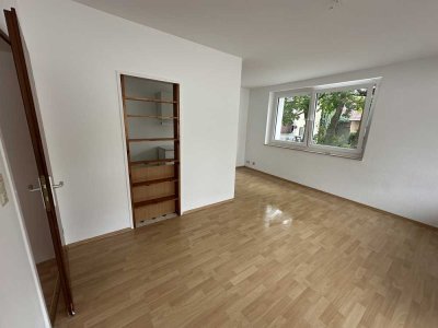 Geschmackvolle 2-Zimmer-Erdgeschosswohnung mit Balkon und EBK in Göttingen