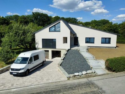 Modernes Wohngefühl im sanierten Einfamilienhaus – Kupferzell!