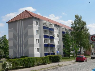 2-1/2-Raumwohung im 1.OG mit Dusche, mit Balkon in der Friedensstr. in Wittenberge