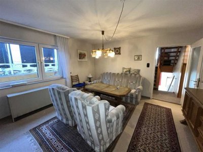 EUPORA® Immobilien: Wohnhaus mit Garten und Hof in Kriegsfeld.