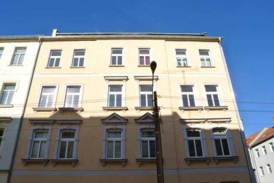 Wundervolle große Terrasse lädt ein zum Verweilen * neuwertiges Badezimmer mit Fenster