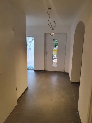3-Zimmer-Wohnung mit  Terrasse und Gartenanteil  in Büchenbach