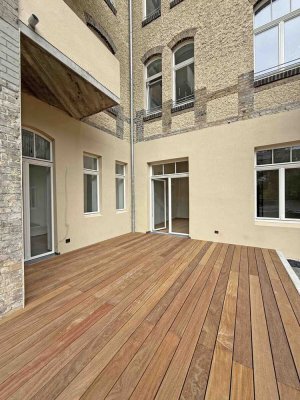 Ab sofort, Terrassenwohnung im denkmalgeschützten Altbau in Unterbilk...