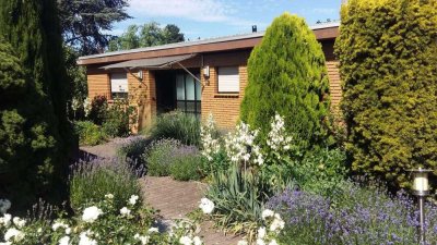Bungalow mit Gartenidylle in Battenberg