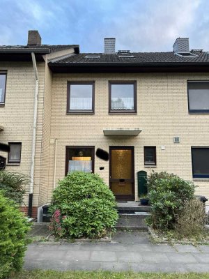 5-Zimmer-Reihen-Mittel-Haus in bester ruhiger Lage zum Buchholzer Stadtzentrum