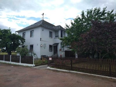 Ein- bis Zweifamilienhaus mit herrlichem Fernblick