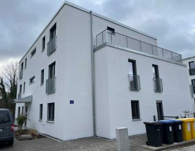 NEUBAU ERSTBEZUG 3-Zimmer Wohnung mit EBK und TG-Stellplatz