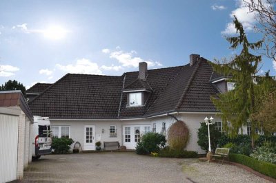 Imposante Villa mit vier Wohneinheiten in begehrter Wohnlage von Wallsbüll, neuer Preis!