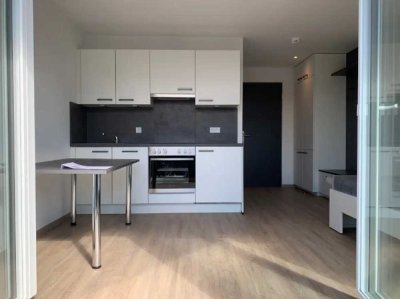 Stilvolle 1-Zimmer-Wohnung mit Einbauküche und Balkon in Augsburg