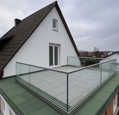 Erstbezug nach Sanierung mit EBK und Balkon: freundliche 3-Zimmer-Terrassenwohnung in Kaufbeuren