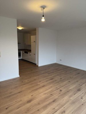 Stilvolle 2-Zimmer-Wohnung mit EBK in Windhagen