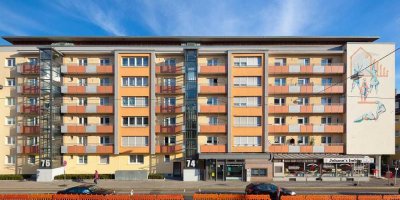 Zentrale Wohnung mit zwei Balkonen - Erstbezug nach Kernsanierung