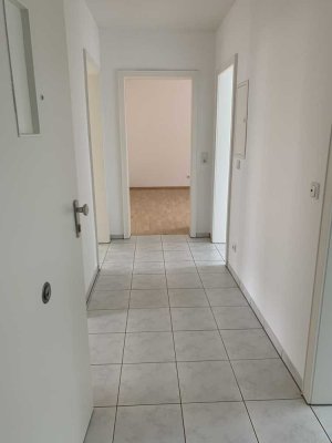 Sanierte 3-Raum-Wohnung mit Balkon in Lehrte