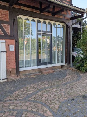 Gepflegte 1-Zimmer-Erdgeschosswohnung mit Balkon und Einbauküche in Marburg-Biedenkopf (Kreis)