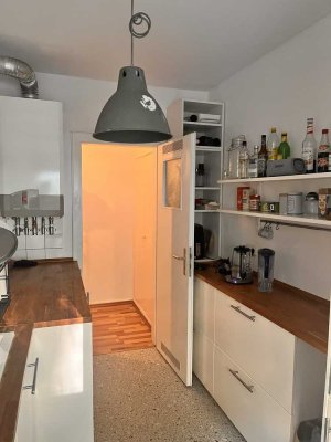 Exklusive 2-Zimmer-Wohnung mit gehobener Innenausstattung und Einbauküche – Kurzzeitmiete in Wiesbad