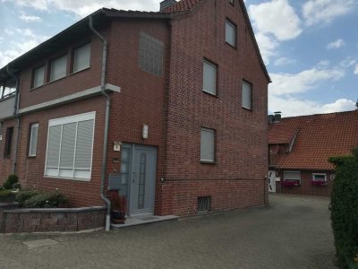 Doppelhaushälfte wartet auf ruhige und nette Mieter