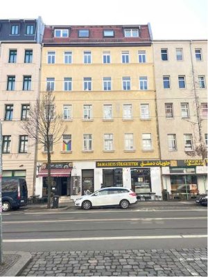 Wunderschöne renovierte  2 Raumwohnung im 4.OG  ,Schlafzimmer zum Hof in Neustadt-Neuschönefeld