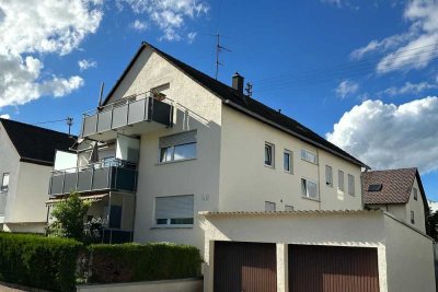 Charmante 3-Zimmer-Dachgeschosswohnung mit sonnigem Balkon in bevorzugter Lage
