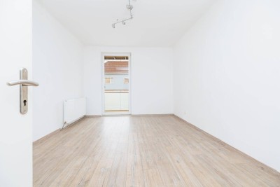 AB 01.01.2026 VERFÜGBAR I NEUE KÜCHE I BALKON I RUHIG I BADEWANNE I LICHTDURCHFLUTET I SONNIG I ZENTRAL I HAUSTIERE WILLKOMMEN I PROJEKT WOHNEN I