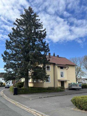 Mehrfamilienwohnhaus mit Garten + Doppelgarage