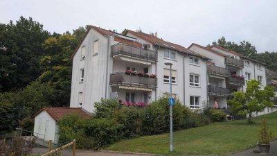 2-Zimmer Wohnung mit Balkon in modernen Mehrfamilienhaus