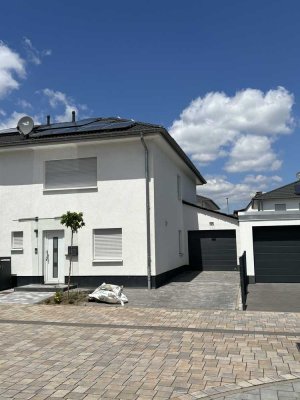 Freundliche 5-Zimmer-Doppelhaushälfte mit gehobener Innenausstattung  in Enkenbach-Alsenborn