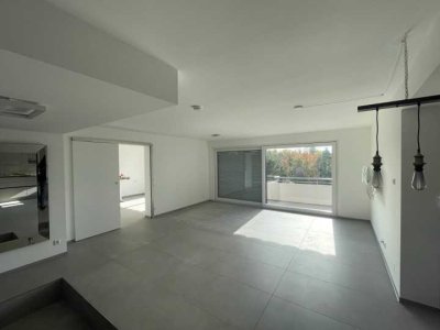Geschmackvolle 4-Zimmer-Wohnung mit gehobener Innenausstattung mit Einbauküche in Böblingen