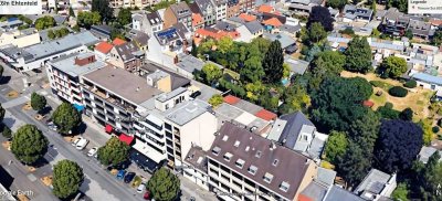 Komfortable 3 Zimmer Wohnung mit Sonnenbalkon  - Modernisiert - Aufzug - Zentrale Lage