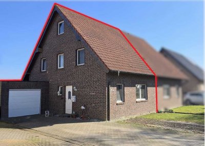 Doppelhaushälfte mit Garage am Rande eines Naturschutzgebietes