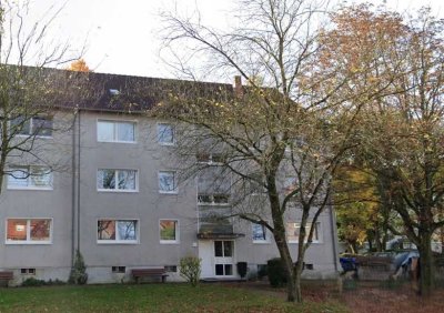 Willkommen im Familienleben: 3,5 Zimmer Wohnung mit Balkon und Gartennutzung.