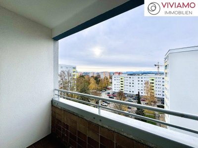 3,5 Zimmer Wohnung inklusive KFZ-Stellplatz! - Ihr neues Zuhause nahe der Freizeitanlage Wimpassing mit Renovierungsbedarf!