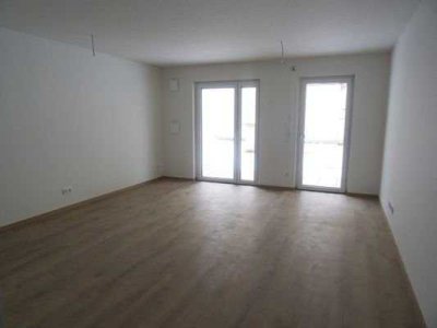 WUNDERSCHÖNE, NEUE MODERNE UND RUHIGE TRAUMWOHNUNG MIT GROẞER SONNIGEN TERRASSE UND EIGENEM GARTEN