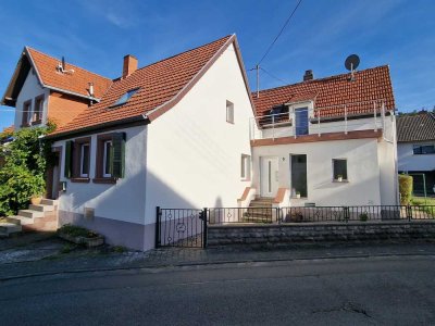 Gemütliches kleines Häuschen mit Garten - neu renoviert mit Einbauküche