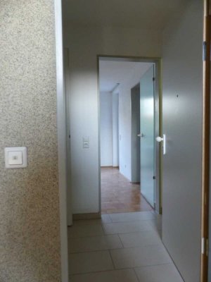 Attraktive 1.-Zim.-Wohnung mit Balkon im 1.OG