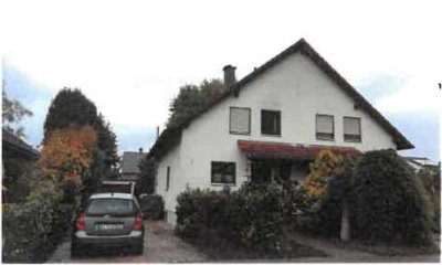 Gepflegte 4-Zimmer Doppelhaushälft mit Garage in Bruchsal