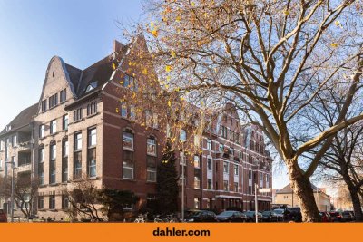 Stilvolle Dachgeschoss-Wohnung - einziehen & wohlfühlen!
