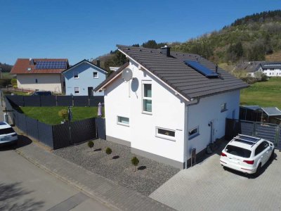 PROVISIONSFREI - Modernes Einfamilienhaus - in Schmidthachenbach / nähe Fischbach I-O