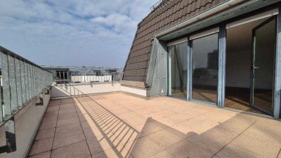 160 m² ERSTBEZUG NACH RENOVIERUNG und BADERNEUERUNG!!! Einzigartige Maisonette-Wohnung im Herzen ...
