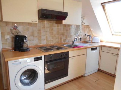 1,5 Zimmer Maisonette Dachgeschosswohnung mit EBK und Wannenbad