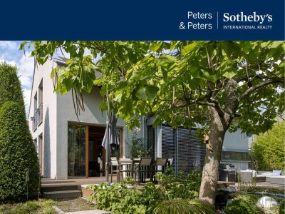 Moderne Architektur und Design mit großer Privatsphäre
