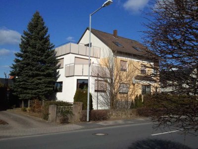 Helle 3ZKB mit großer Dachterrasse im Dachgeschoss eines 3-Familienhauses in Enger-Westerenger