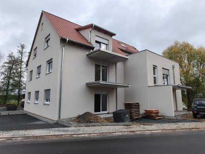 Luxuriöse 3-Zimmer Wohnung mit Terrasse in Hallstadt