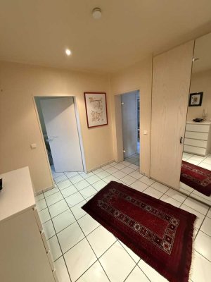 Helle 2,5-Zimmer Maisonette-Wohnung mit Balkon in Korschenbroich