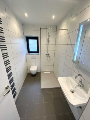 Terrassenwohnung inkl. Garten neues Bad, grundrenoviert