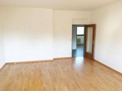 3-Zimmer, Loggia, Ruhelage, südseitig, hell, HTL, Anninger